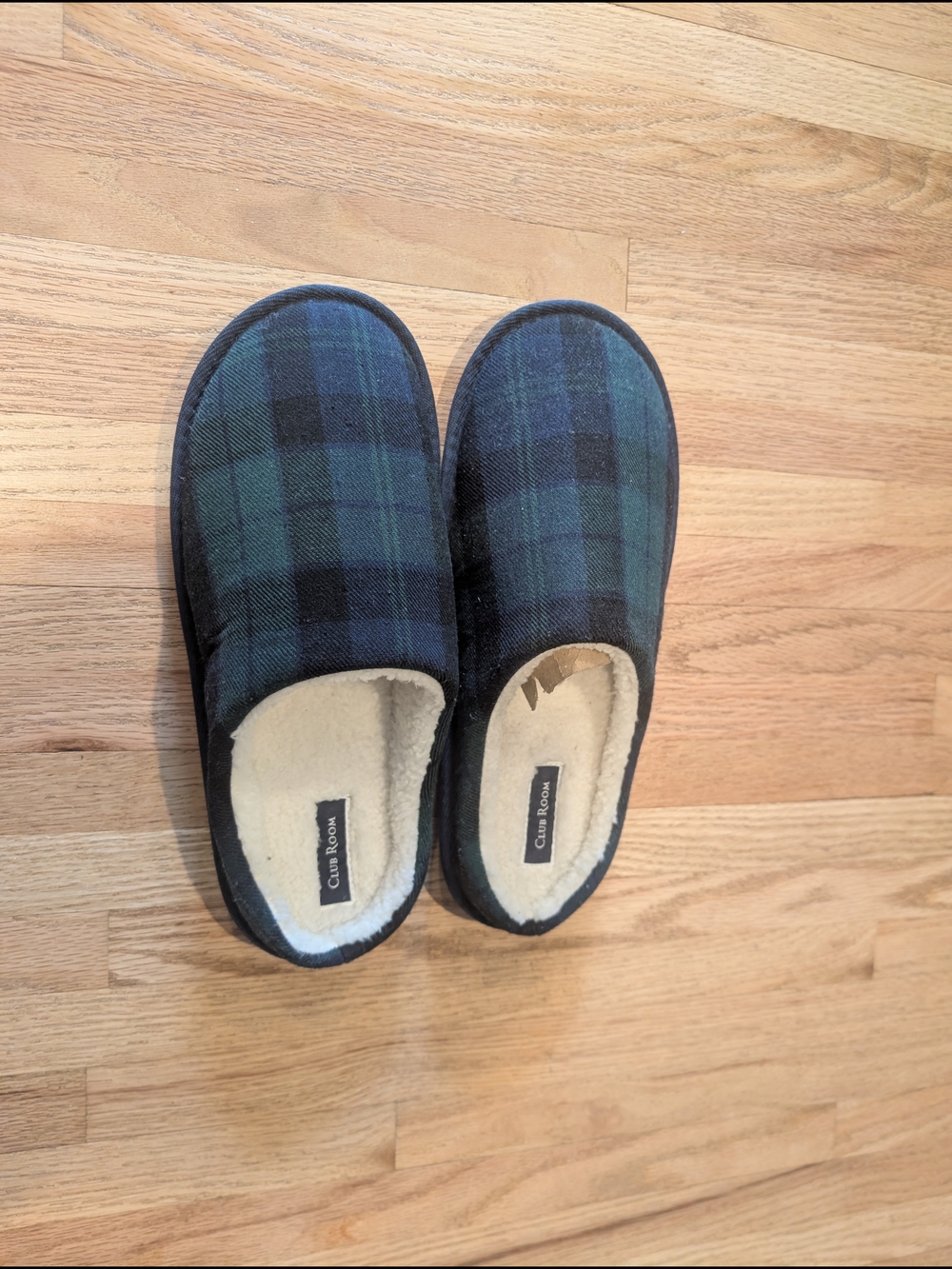 NWT Men's Plaid Slip-On Slippers